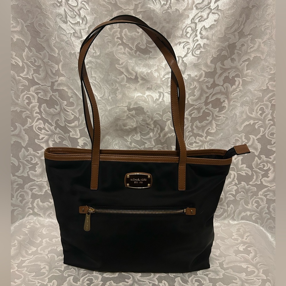 Sleek Michael Kors Kempton Black Nylon Tote Bag, Leather Shoulder Straps